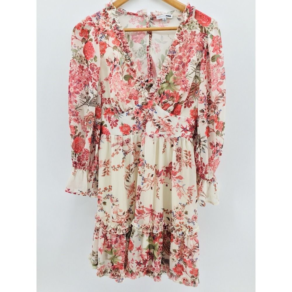 FashionNova Floral Boho Cottagecore Peasant Empire Waist Surplice Ruffle EE45